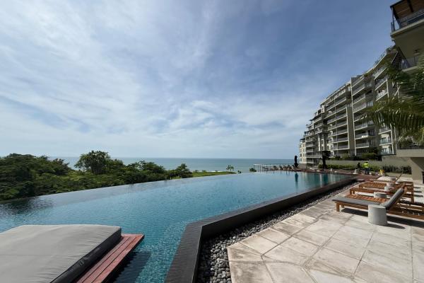 Apartamento frente al mar en la comunidad residencial de san carlos