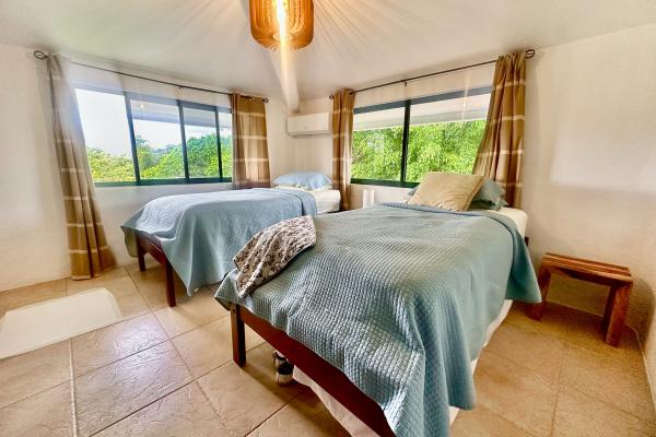 Beach house for sale in el cortijo, costa esmeralda