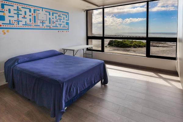 Apartment for sale in coco del mar oceanfront