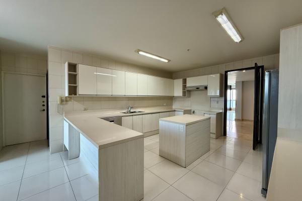 Venta de apartamento en ph torre zeus, costa del este