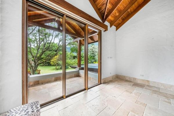 Finca privada de montaña en 3 acres en el valle