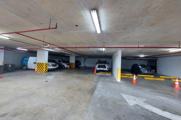 Venta de 6 locales comerciales rentando en vía españa
