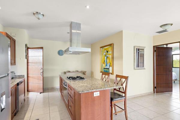 Condominio de 2 rec. en los molinos boquete