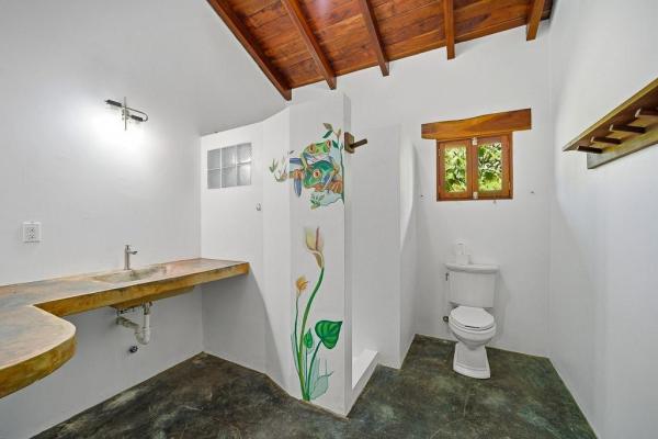 Custom country home with casita in pedasi