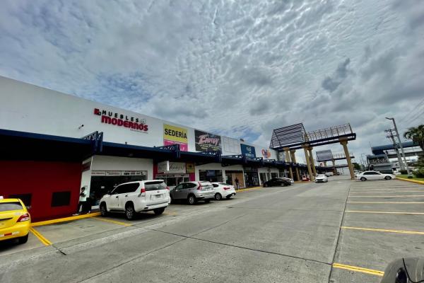 Venta local comercial cc los pueblos rentando