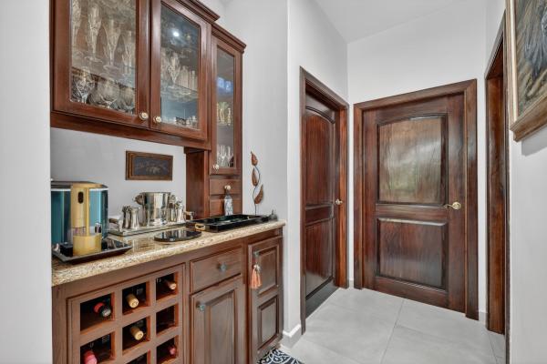 Luxury home for sale in valle escondido boquete