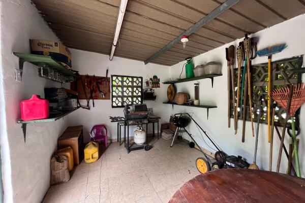 House in playa corona with large land