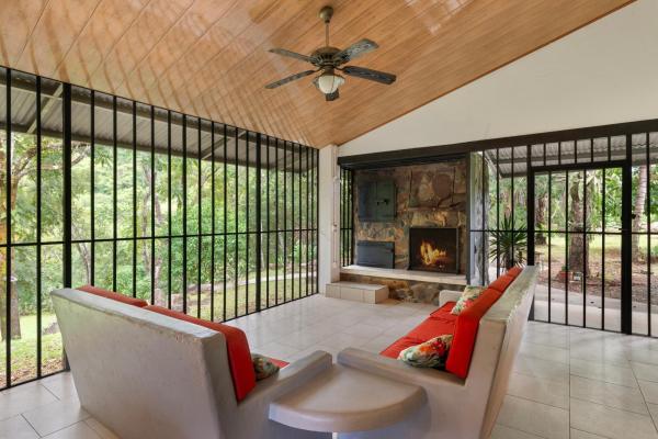Finca autosuficiente de 10 ha en venta cerca de boquete