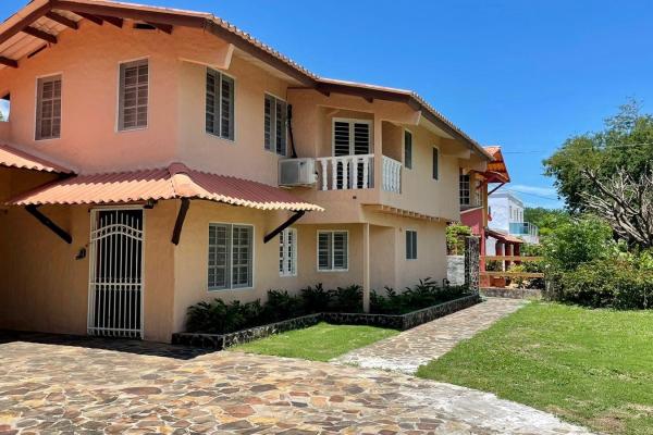 Venta de casa en playa malibú, chame