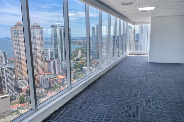 Alquiler de oficina en evolution tower