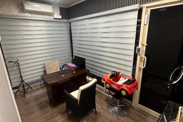 4 locales comerciales contiguos en venta | plaza colón | disponibles juntos