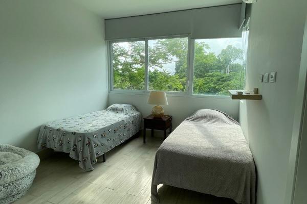 "apartamento en punta barco, con vista al mar y 3 recámaras en ph solea"