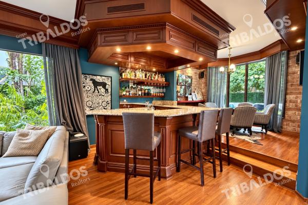House for sale in costa del este | pool, private gym, and spacious social areas