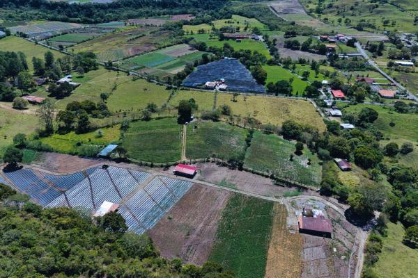 Land for sale – volcán, cordillera arriba entrance