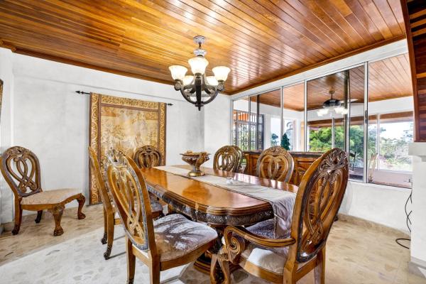 Highland investment estate with rare water concess