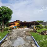 Venta de terreno con mejoras en pueblo nuevo