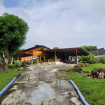 Venta de terreno con mejoras en pueblo nuevo