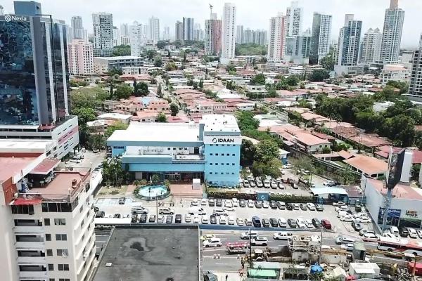 House sale in obarrio, dead end street (samuel l.)
