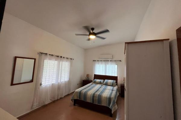 House in playa corona with large land