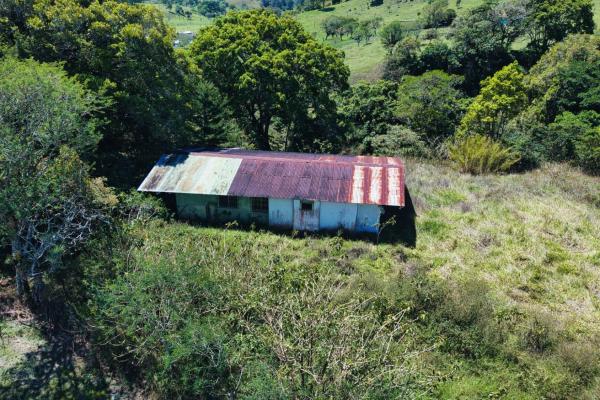 Land for sale – volcán, cordillera arriba entrance