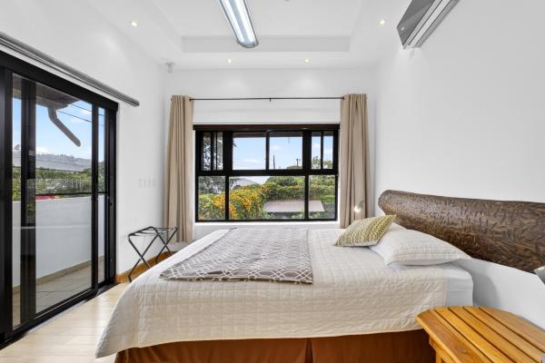 Downtown boquete retreat on 800 m² lot