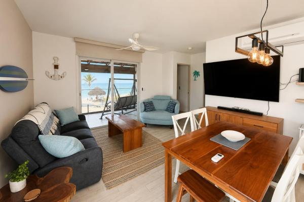 Villa con vista al mar en venta en playa caracol