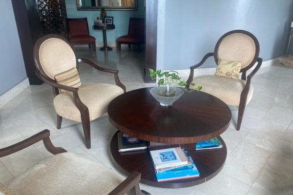 Venta de apartamento en golf tower, altos del golf