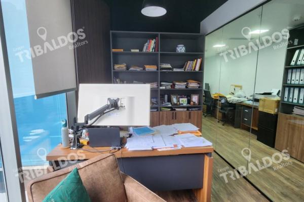 Venta de oficina en sortis business tower
