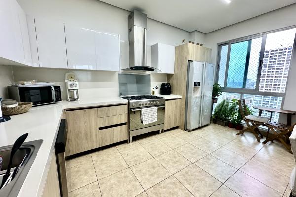 Beautiful condo for sale in costa del este ph titanium