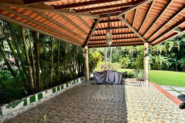 Casa en altos de maría con estudios independientes