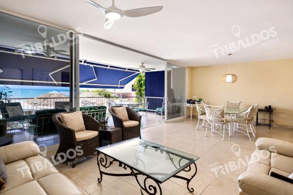 Apartamento frente al mar en venta , ph la ensenada farallón