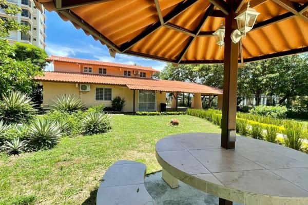 Venta de casa en playa malibú, chame