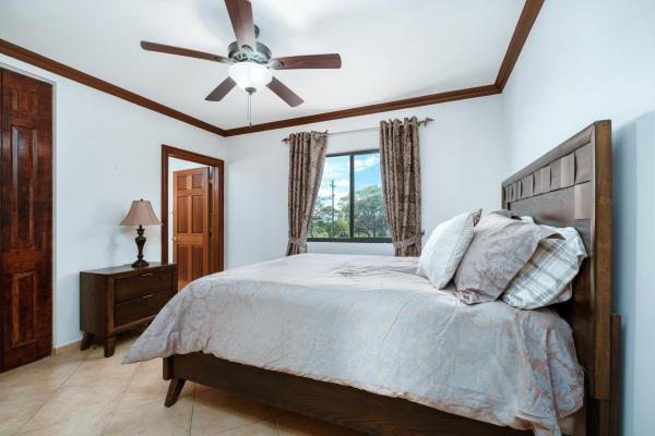 Stunning townhome in boquete canyon village