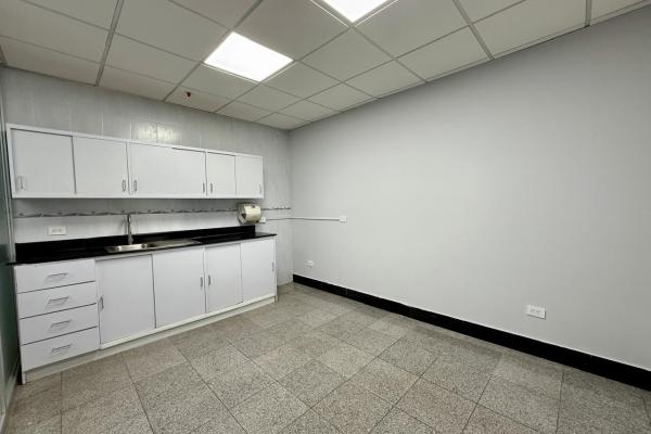Office rental in tower of the americas