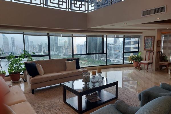 Venta de penthouse de dos pisos en paitilla