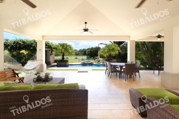 Venta de hermosa casa de playa en buenaventura