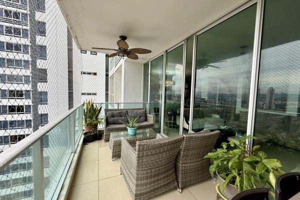 Sale of breeze apartment in costa del este
