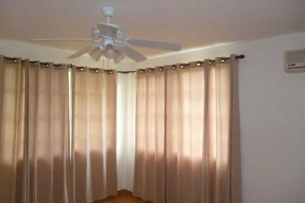 House for sale with land in coloncito, chame