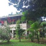 Se vende casa en urbanización balboa con patio delantero y trasero.