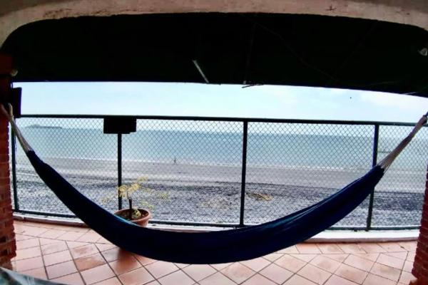 Beachfront house playa blanca farallon rio hato