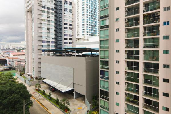 Large apartment at an excellent price