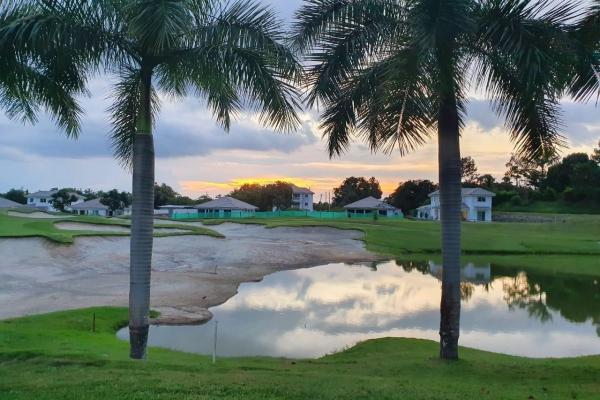 For sale apartment ground floor bijao howard 12