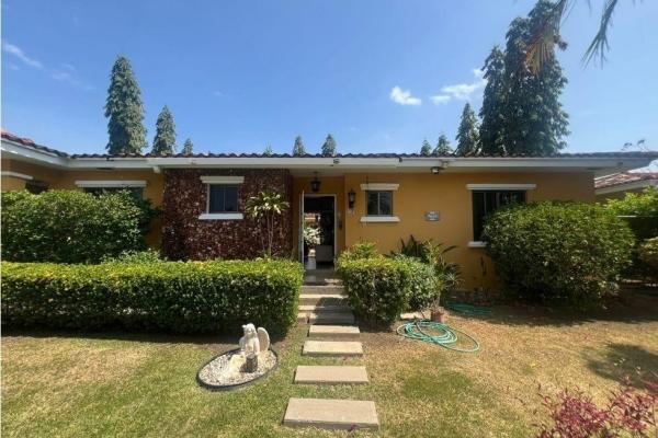 Hermosa casa tropical