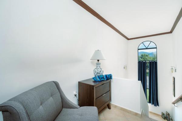 Stunning townhome in boquete canyon village