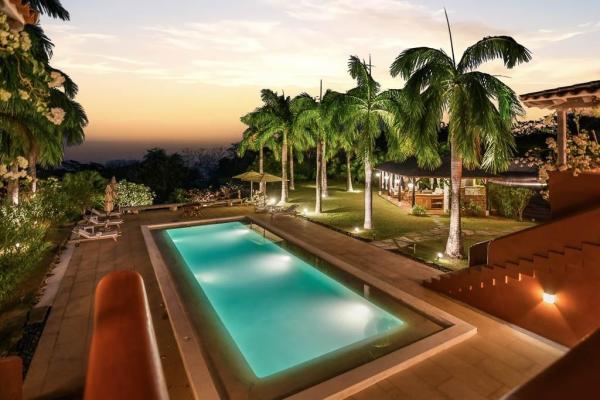 Villa esplendorosa luxury oceanview estate