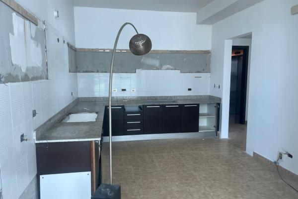 Banco vende penthouse en ph titanium