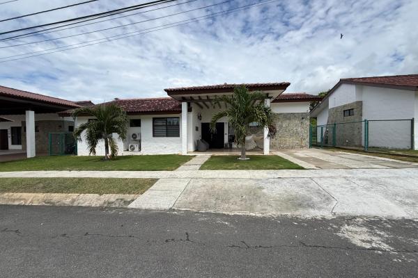 House for sale: private community, piedras gordas