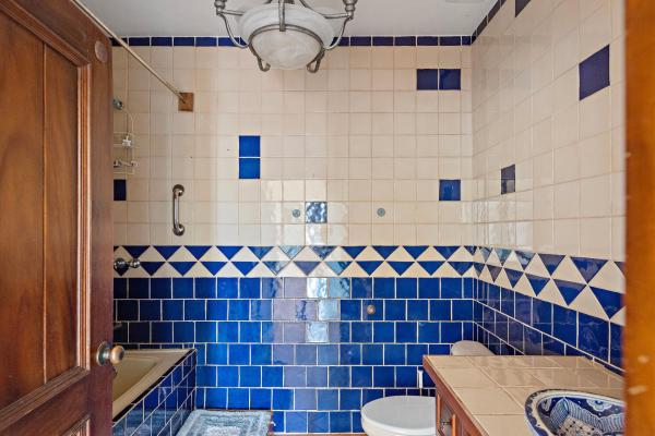 Spacious 3-bedroom home for sale in boquete