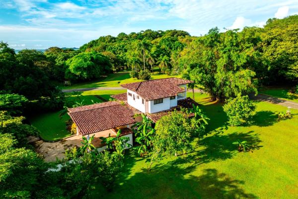 4 bedroom house for sale at rincon beach estates