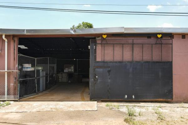 Venta de galera sobre la ave. josé agustín arango